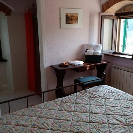 Pian D'Isola Bed and Breakfast Costacciaro Eksteriør billede