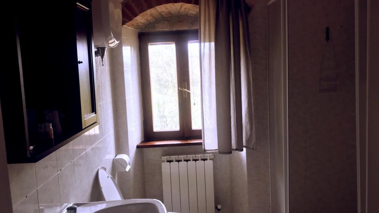 Pian D'Isola Bed and Breakfast Costacciaro Eksteriør billede