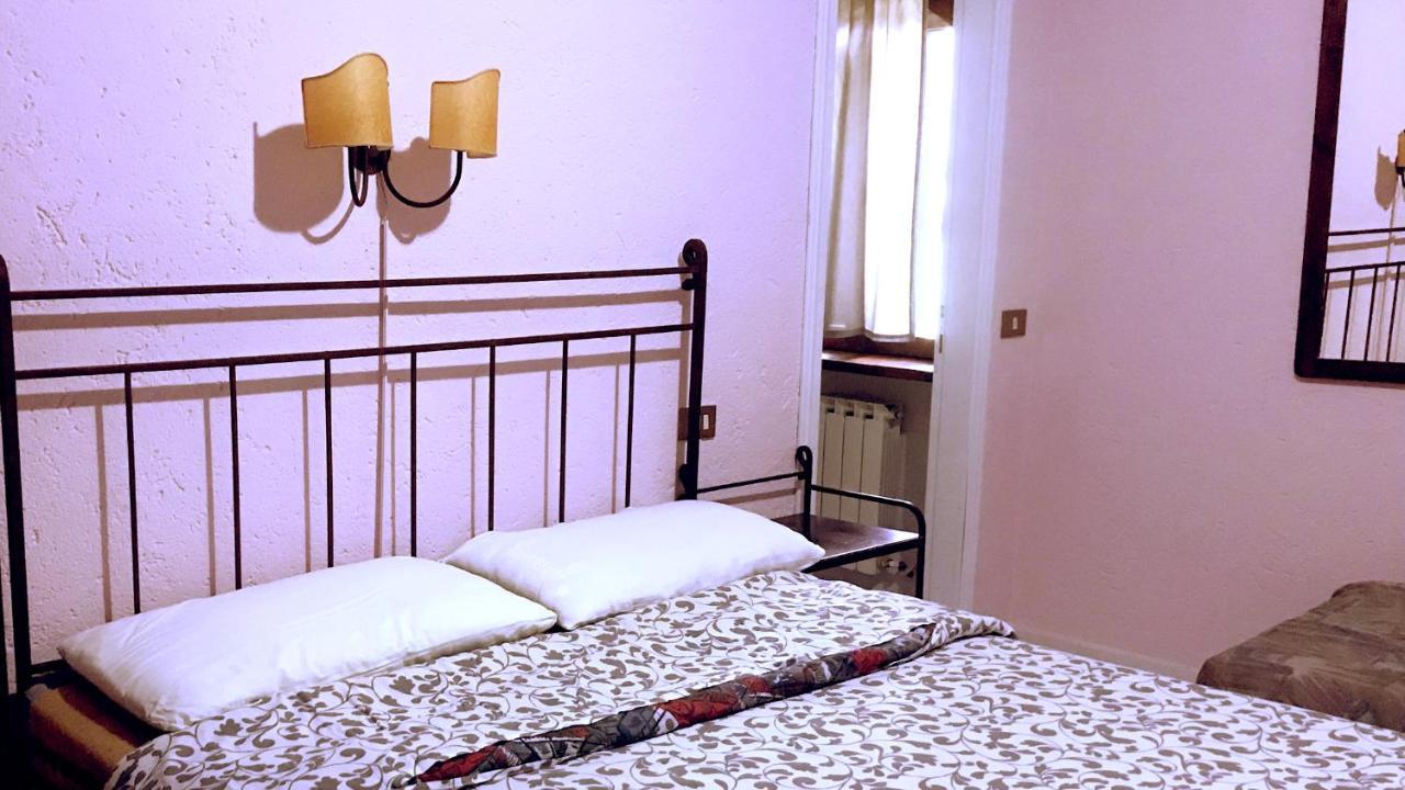 Pian D'Isola Bed and Breakfast Costacciaro Eksteriør billede