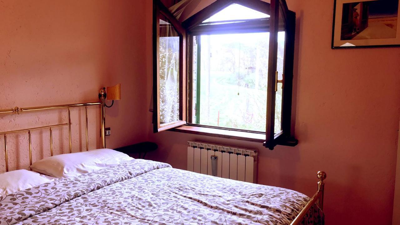 Pian D'Isola Bed and Breakfast Costacciaro Eksteriør billede