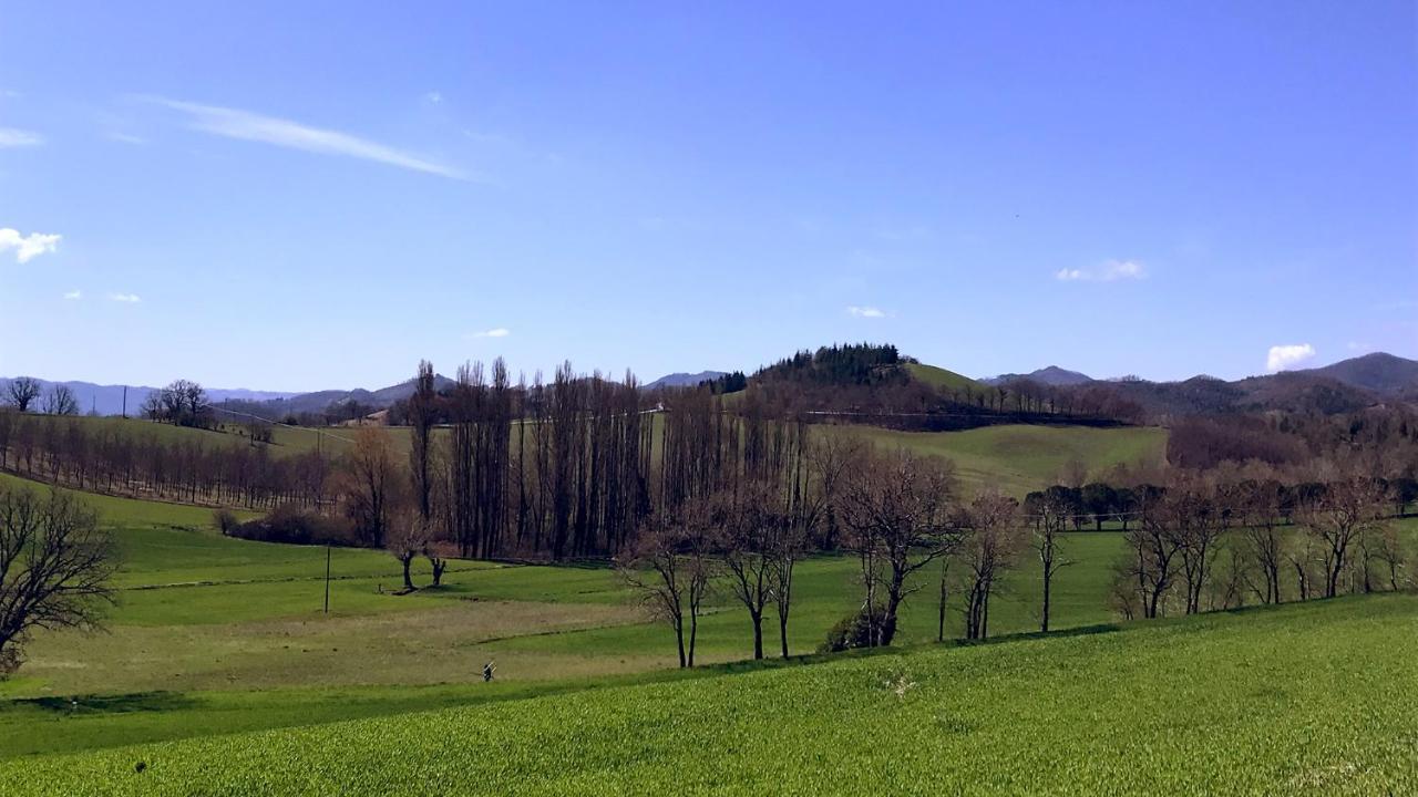 Pian D'Isola Bed and Breakfast Costacciaro Eksteriør billede