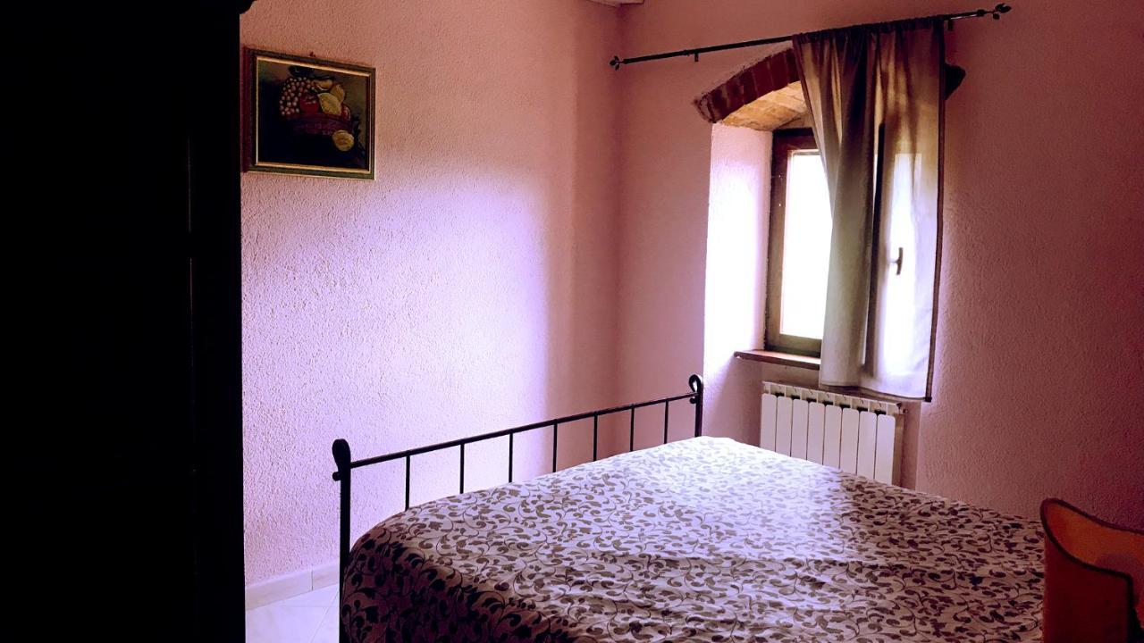 Pian D'Isola Bed and Breakfast Costacciaro Eksteriør billede